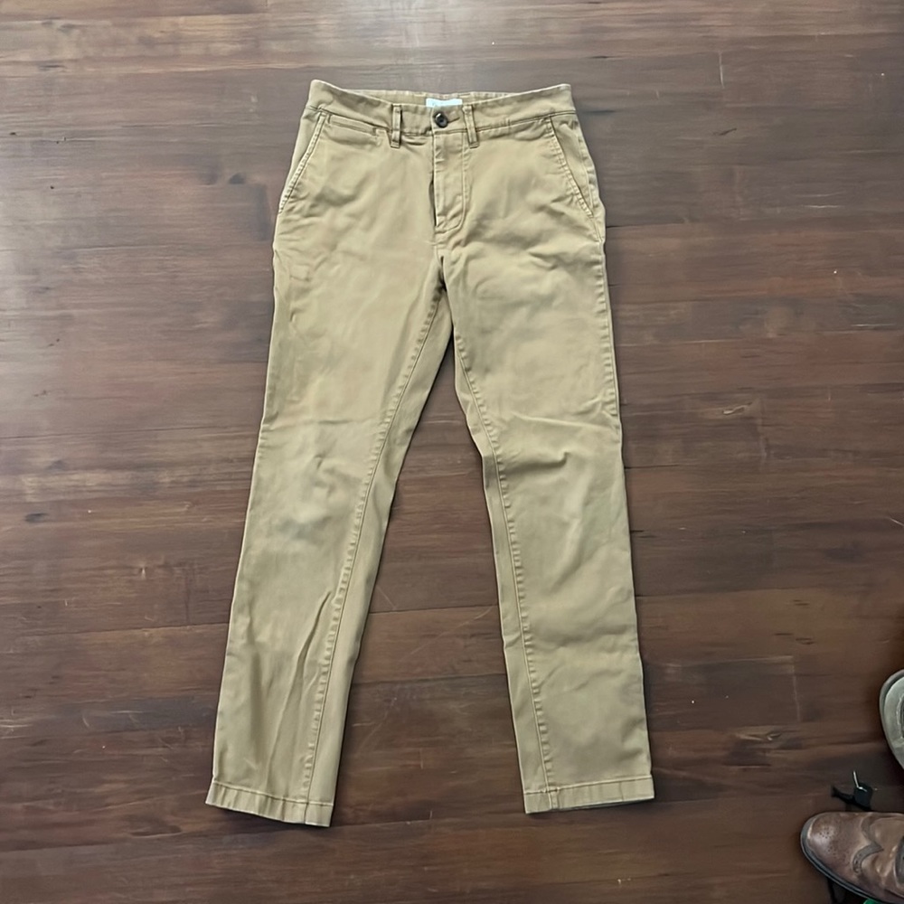 Goodfellow Khaki chinos. Slim fit. 20x30